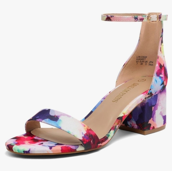 NWT in box Floral Heels 7.5 - Picture 1 of 1